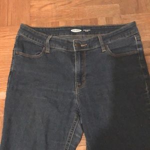 Old Navy: Supper Skinny ; Mid- Rise Jeans. Dark Denim